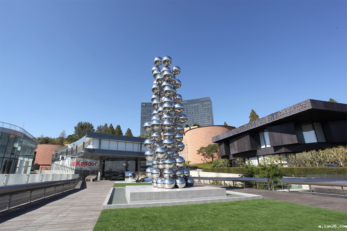 韩国Leeum美术馆启用动态新LOGO